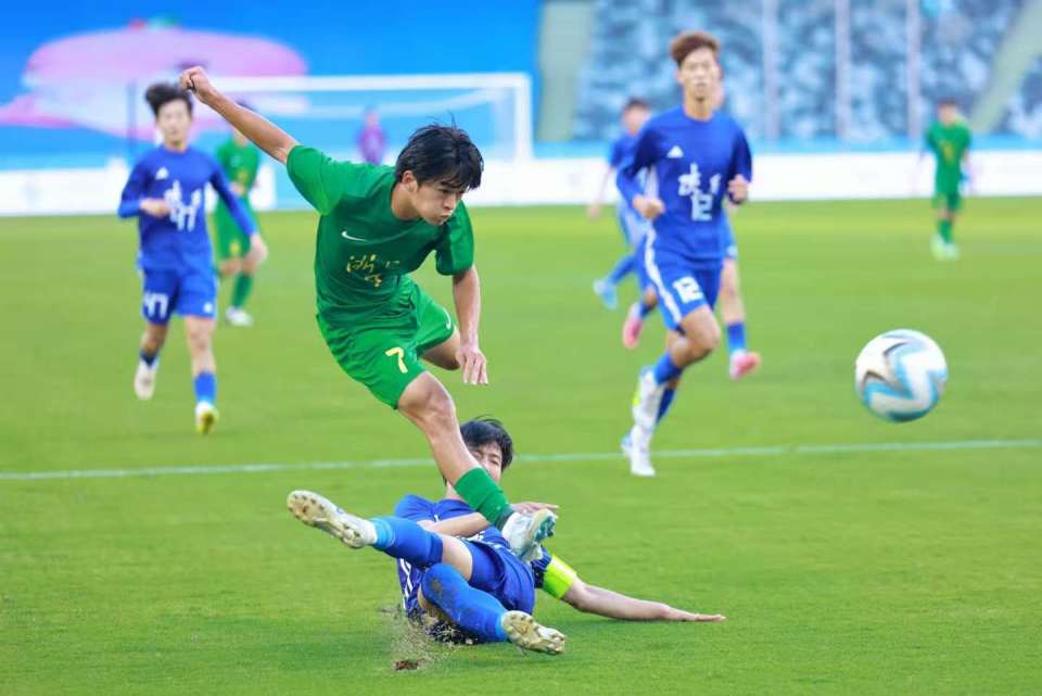 李凯, 支参赛队伍, 增备用照明